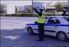 High-five-motorcycle-trolls-cop