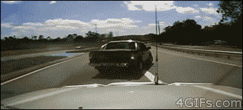 Dash-cam-road-rage-breaks-windshield