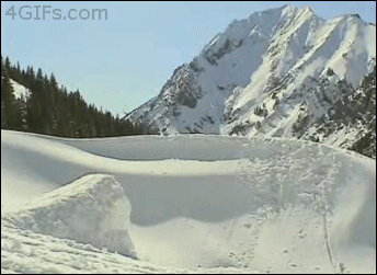 Skiing-ramp-snowbank