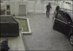Girl-thwarts-robbery-CCTV