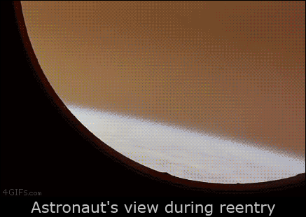 Astronauts-earth-reentry