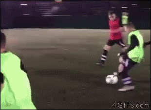 Soccer-football-nutmeg-reaction