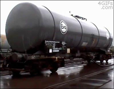 Train-tanker-implosion