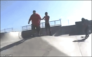 Skateboarder-fail-splits