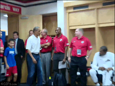 Obama switches up handshakes
